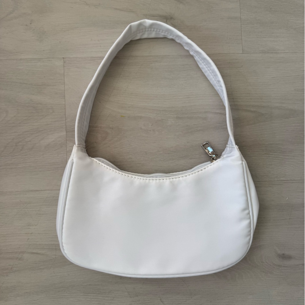 NWOT Y2K Shoulder Purse
